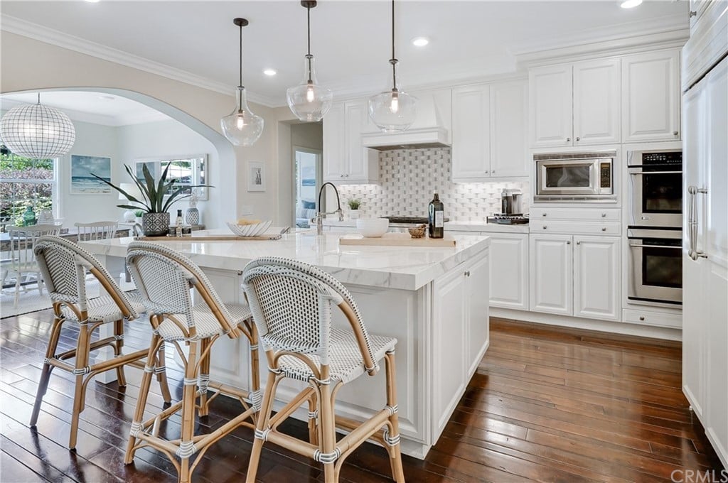 6 Galora Ln