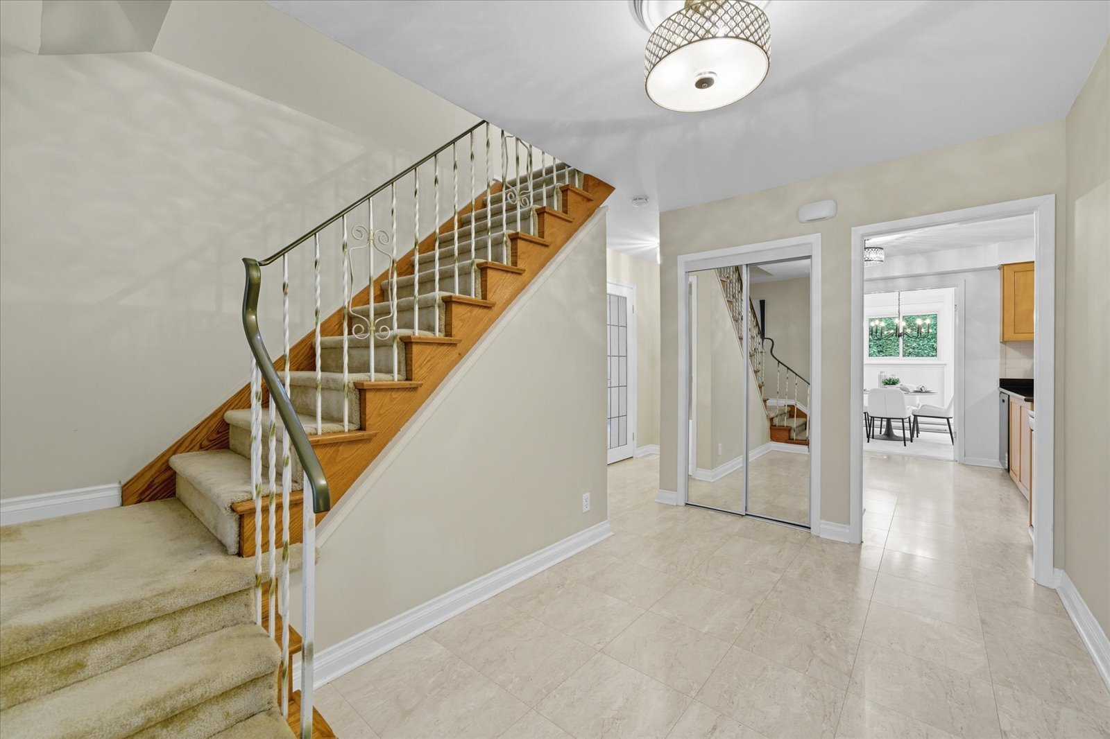 28 Christman Crt 