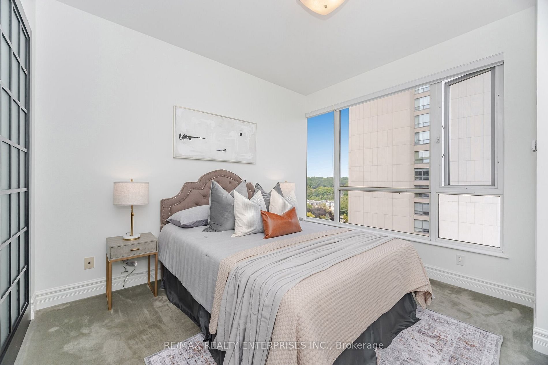 TERRACES OF OLD MILL PENTHOUSE