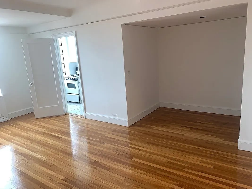 1 Christopher St, #15E