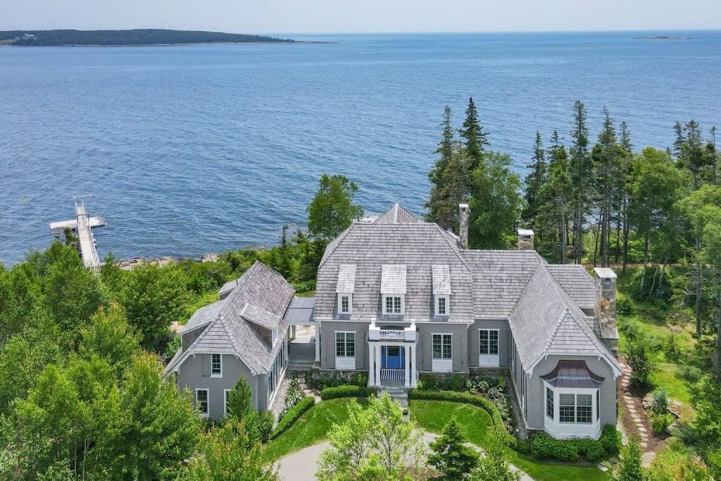 Saint George “Seasmoke Farm” Estate Sells for Record-Breaking $9,750,000