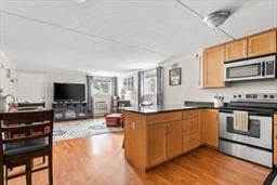 37 Kilby St