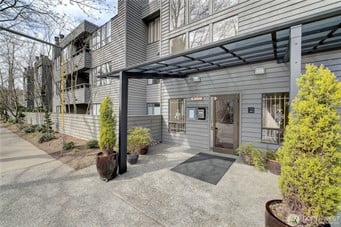 6300 Sand Point Way NE #302