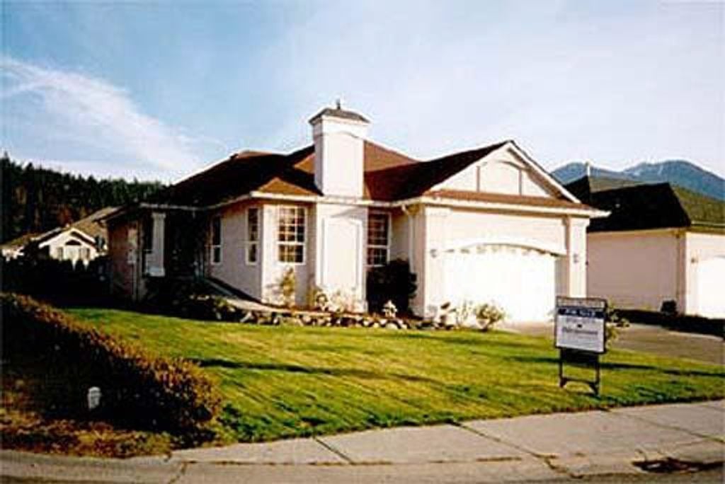 1006 Wenda Pl