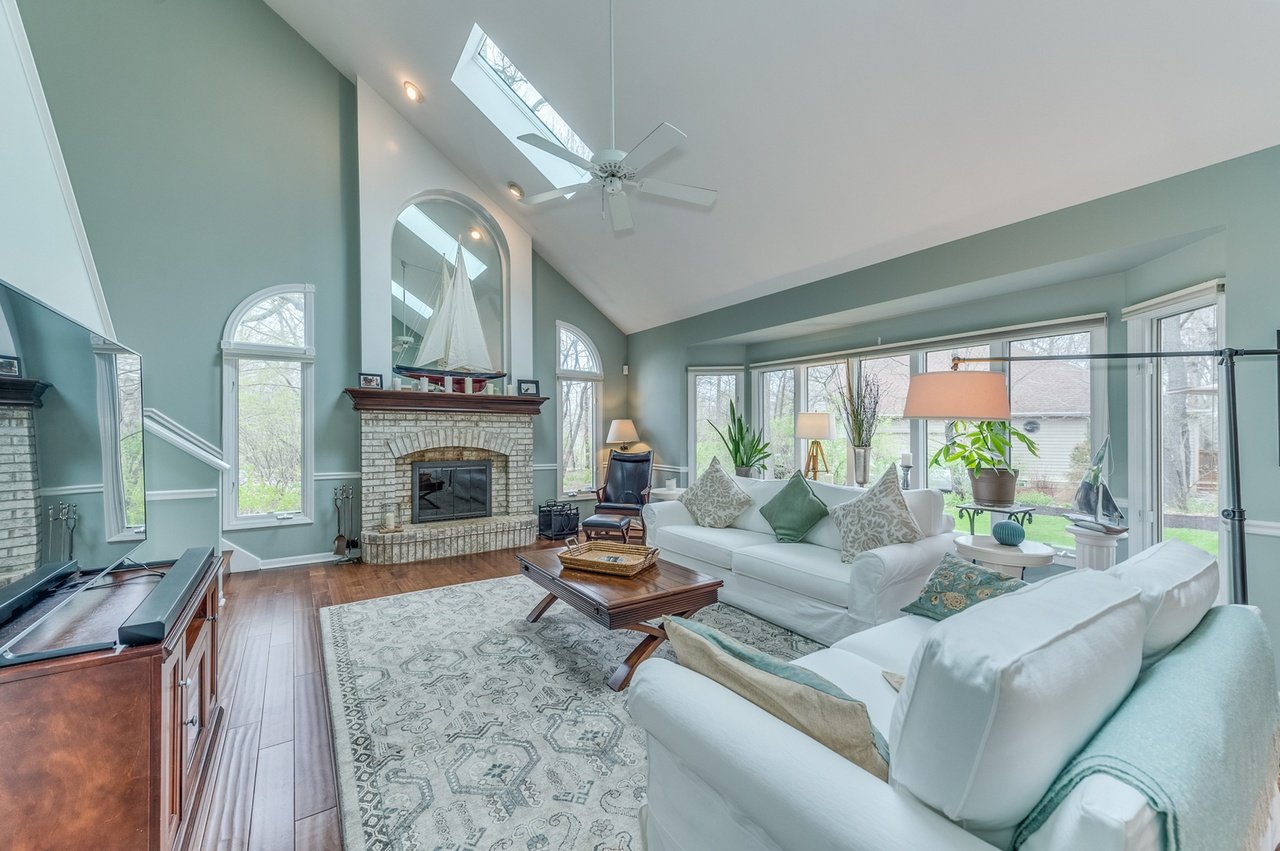 412 Delaware Cir