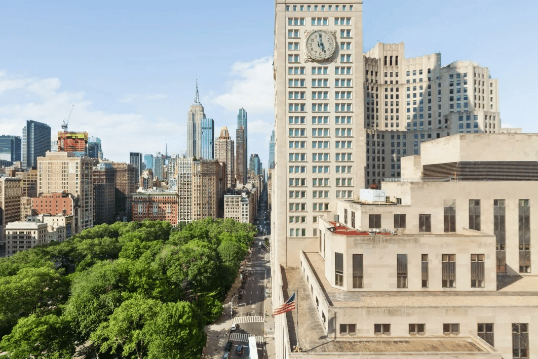 23 East 22nd St #21A