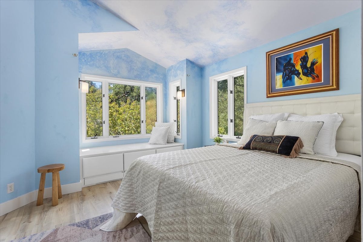 14275 Saratoga Avenue, Saratoga