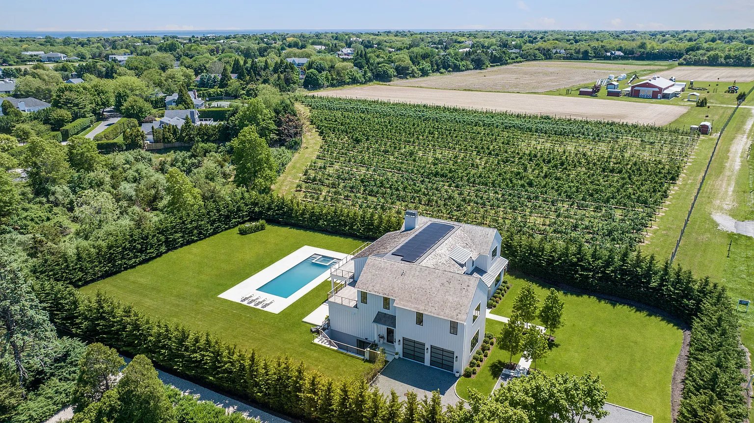 298 Montauk Hwy