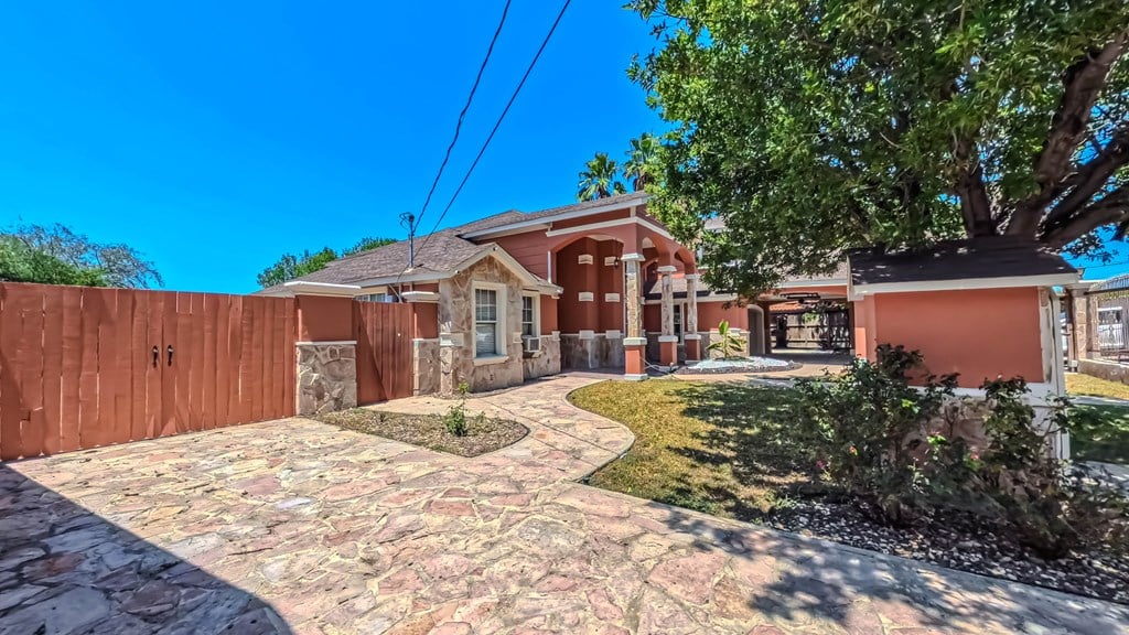 3809 Deer Run Blvd