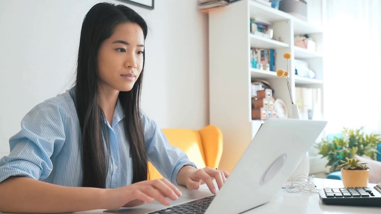 1 in 5 sellers are cutting prices right now. That means you’ve got room to maybe score a better deal