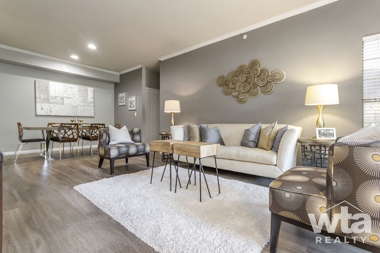 Domain Area Three Bedroom!