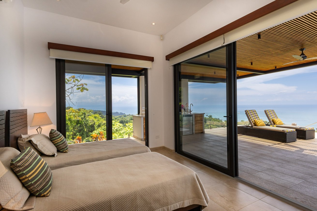 Luxury Ocean View Home in Ojochal Costa Rica | Infinity Pool & Sunset Views