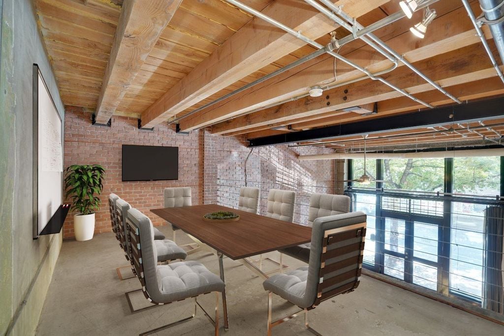 87 E Cordova St