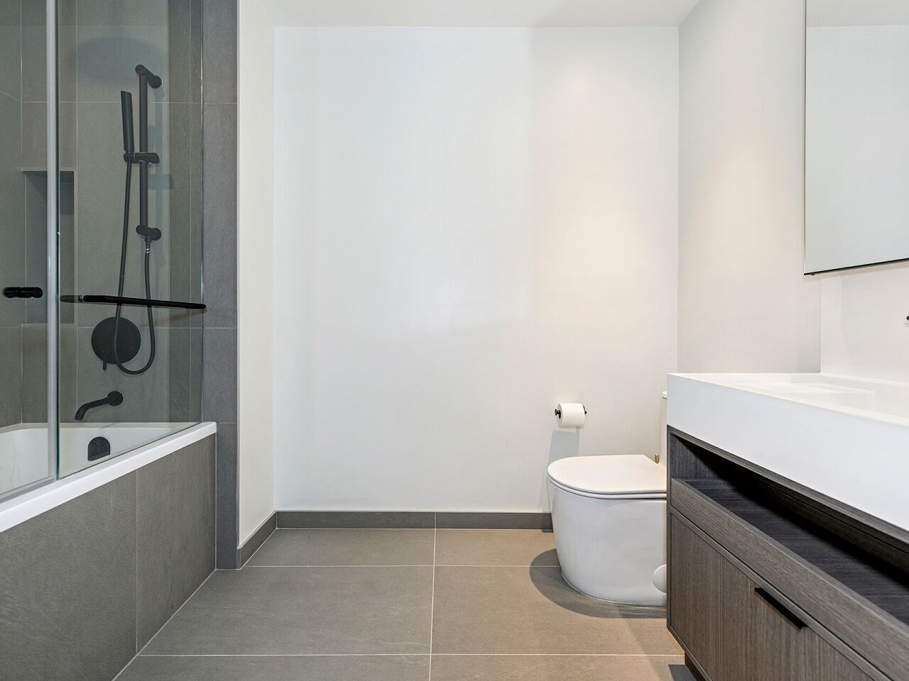 55 Charles St E Unit: 2604