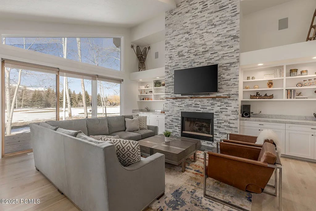 2871 Sunny Slopes Dr