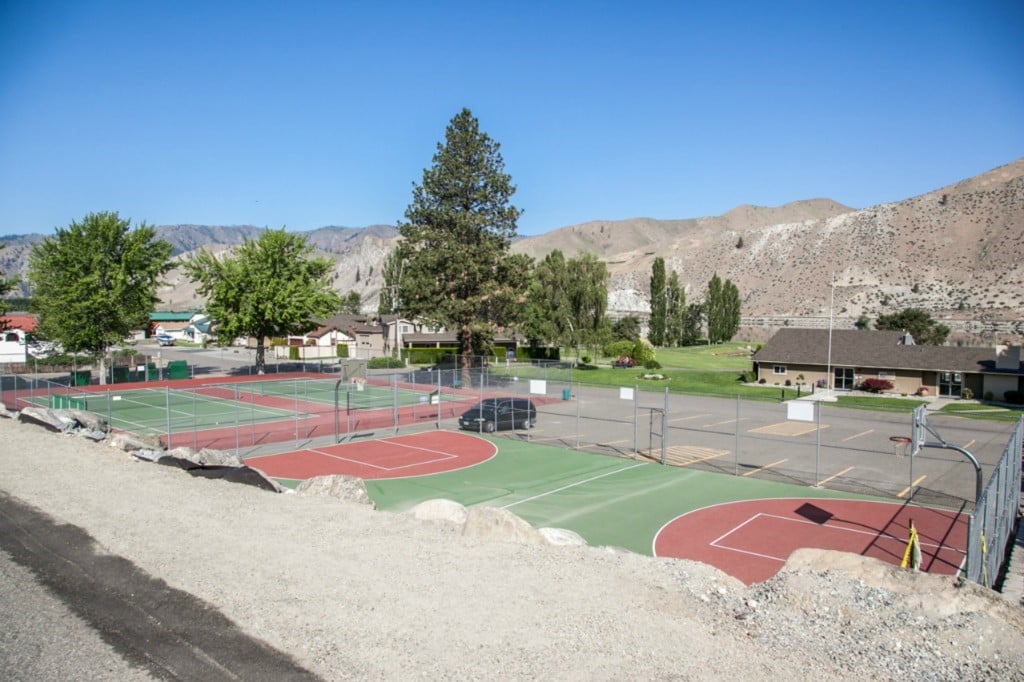 225 E Marine View Dr