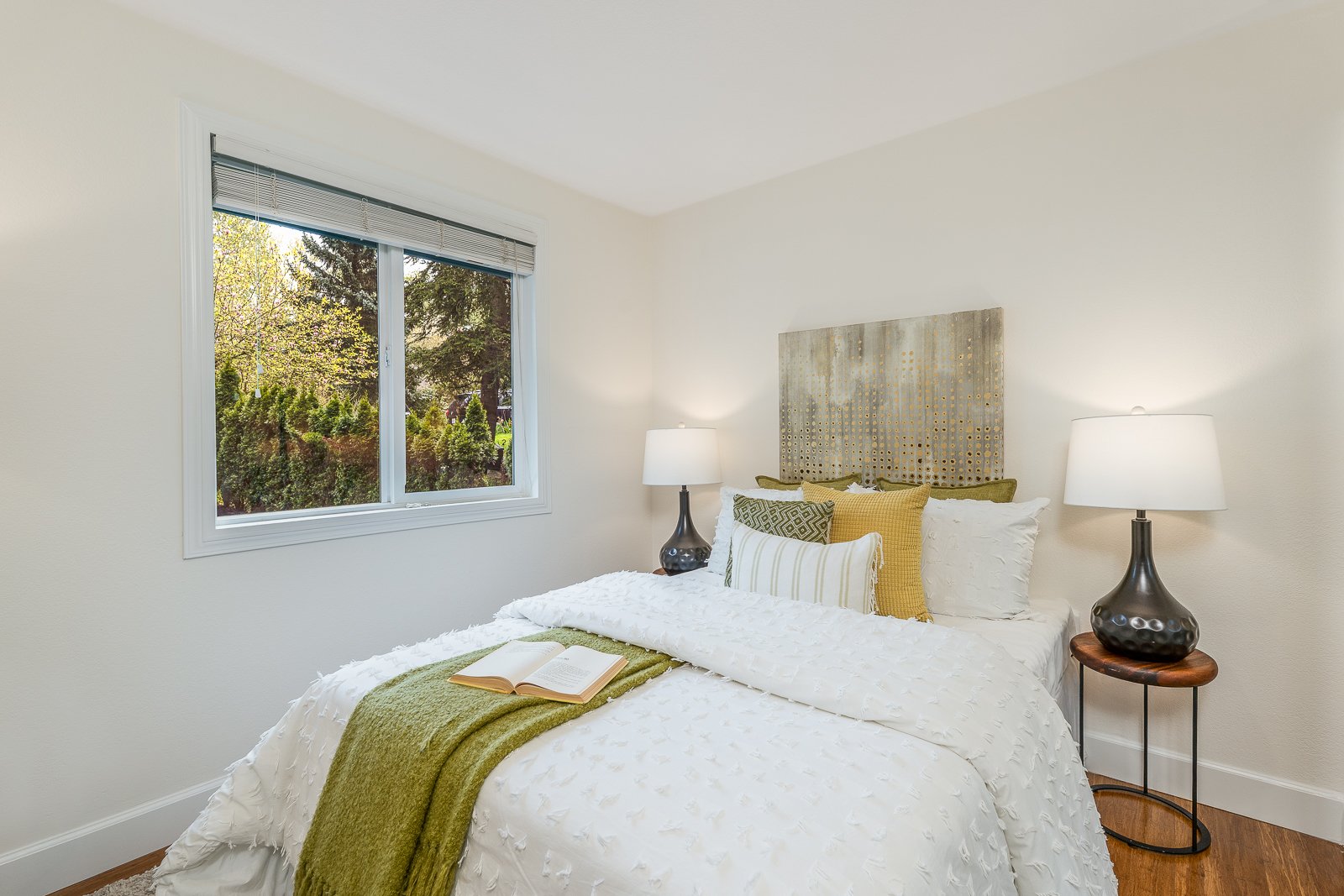 Enchanting Kirkland Hideaway 