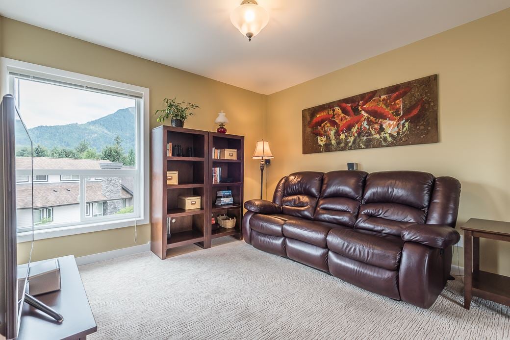 1212 Main St, #306