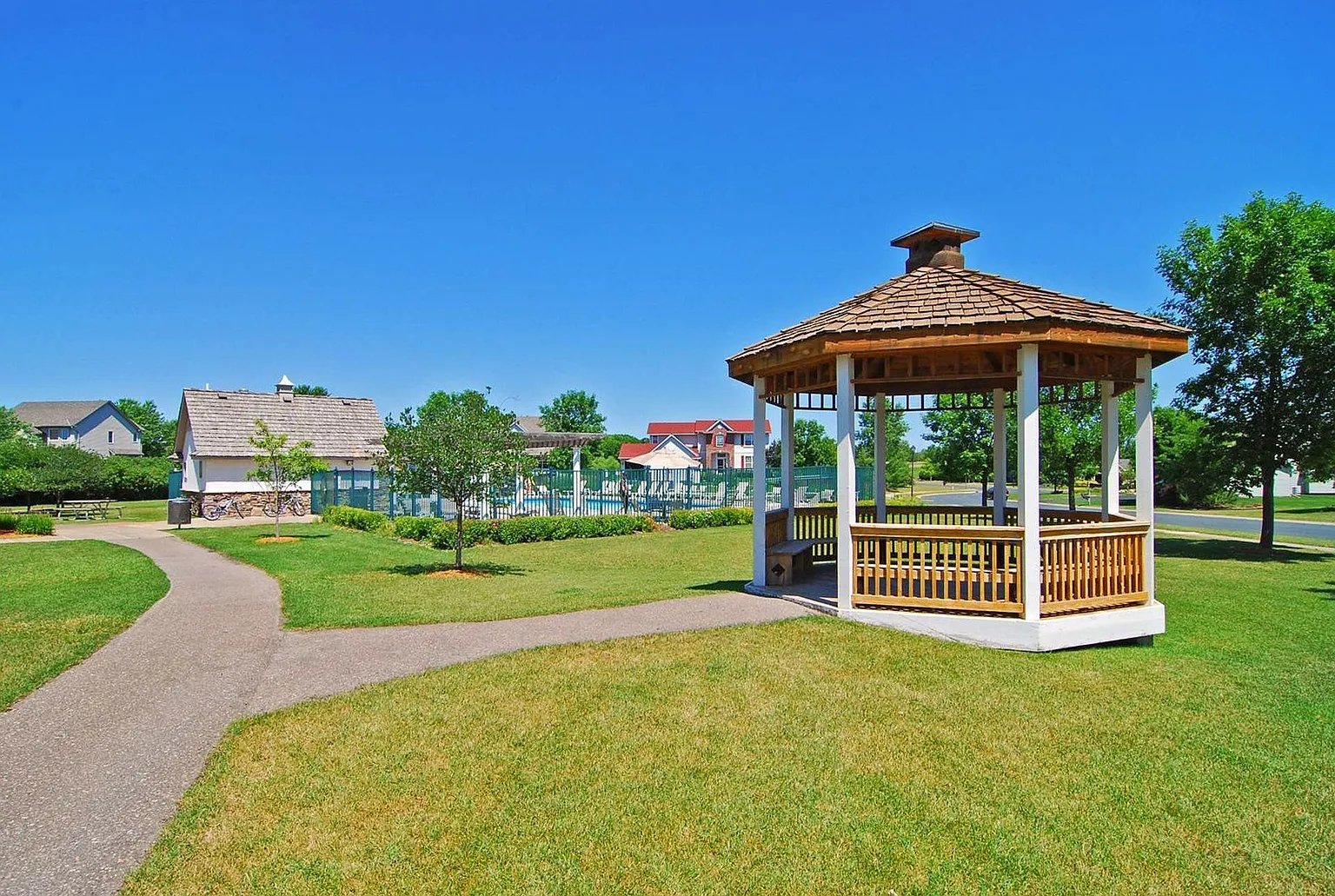 Stunning 2-Story in Springfield Community