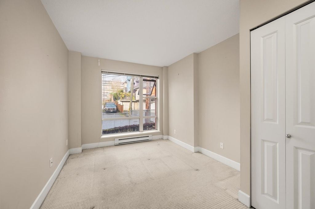 3811 Hastings St, #305