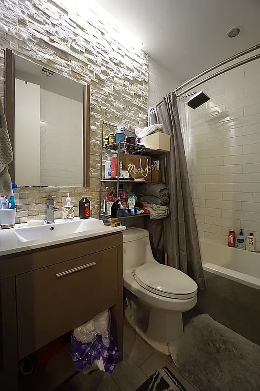 204 Starr St 2F