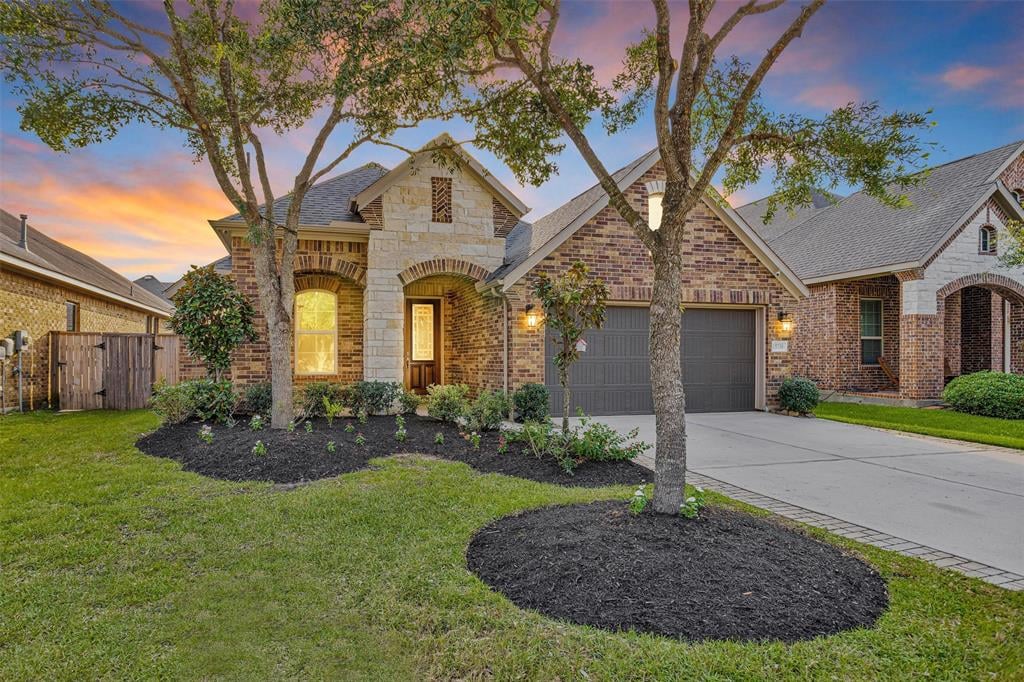 15330 Ashbrook Dove Ln