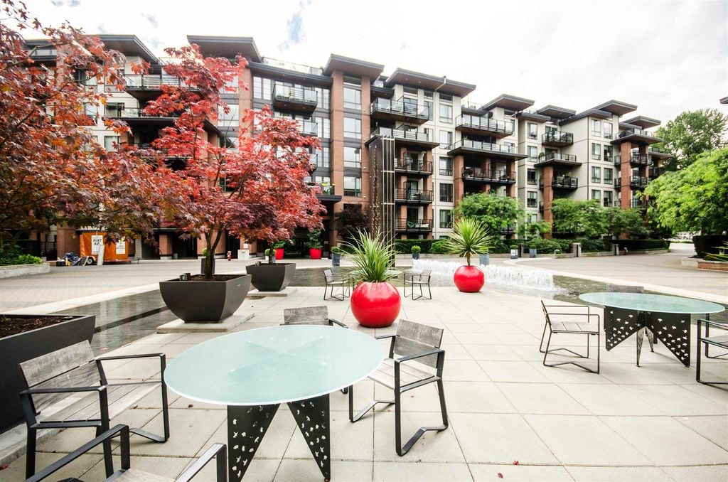 733 W 3rd St, #404