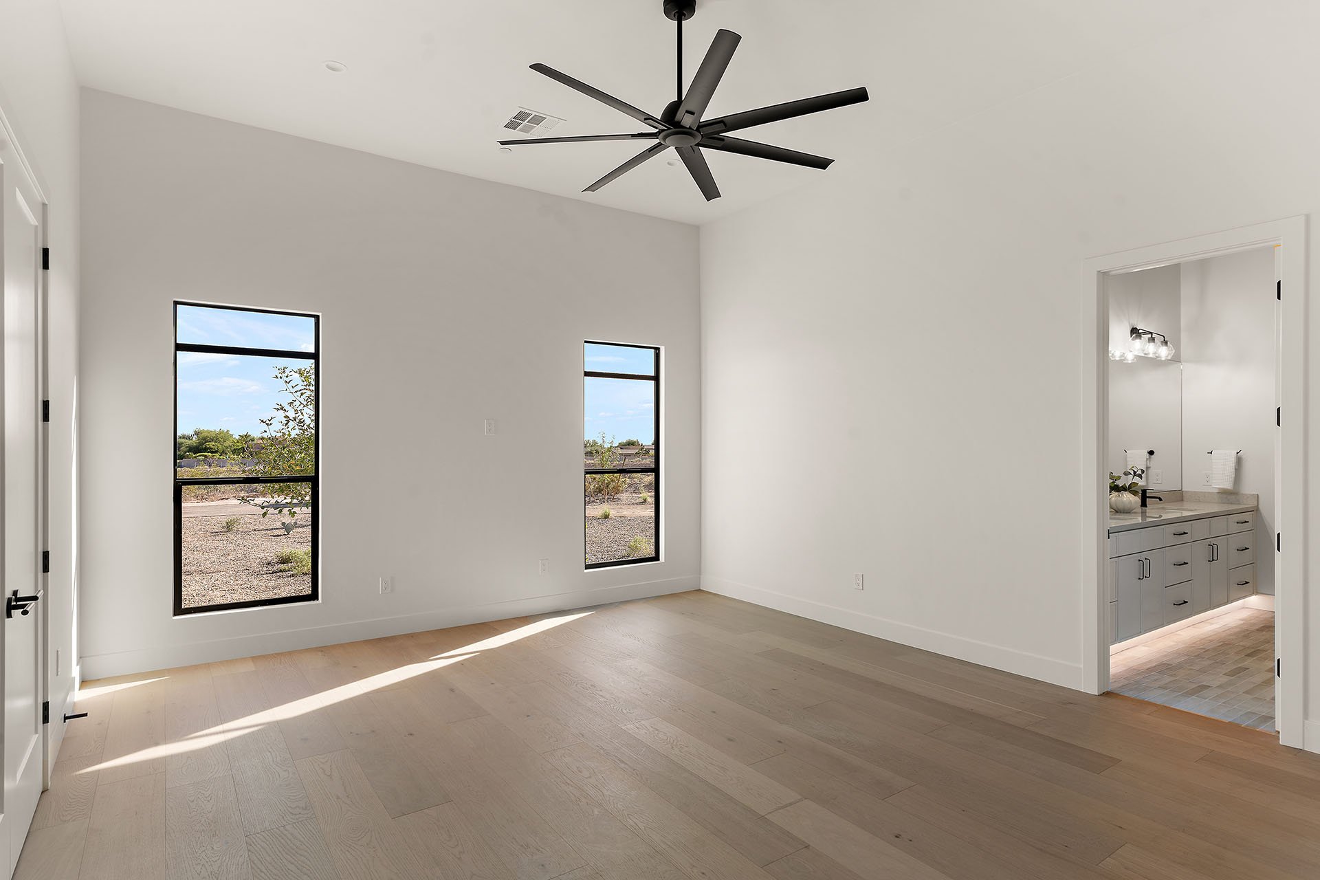 12612 E MOUNTAIN VIEW Road