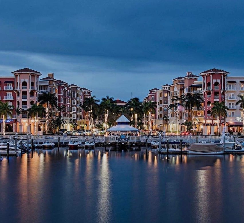 Waterfront dining and restaurant atmosphere in Naples, Florida