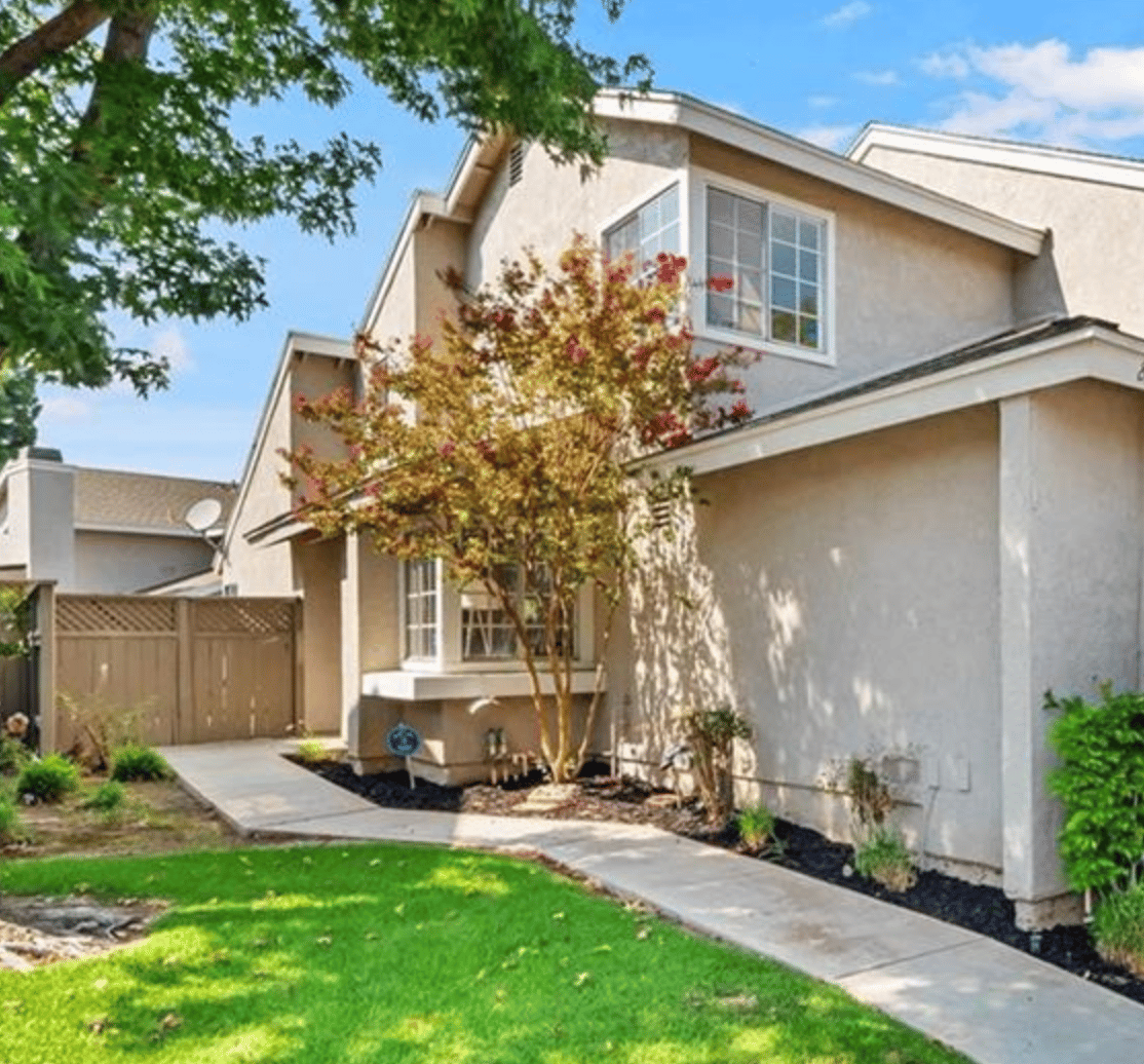 834 Live Oak Place, Corona