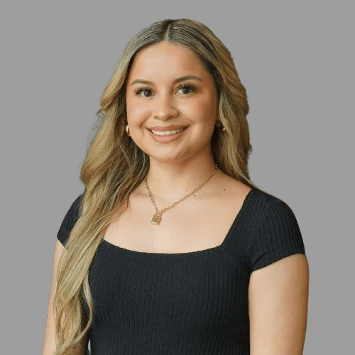 Leslie Ramirez Fort Worth, TX Real Estate Agent Headshot