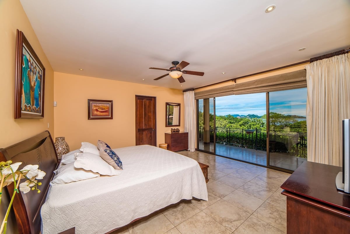 Villa Catalina 16 | Oceanview Luxury Villa in Playa Potrero