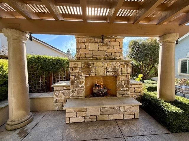 3421 Blackhawk Meadow