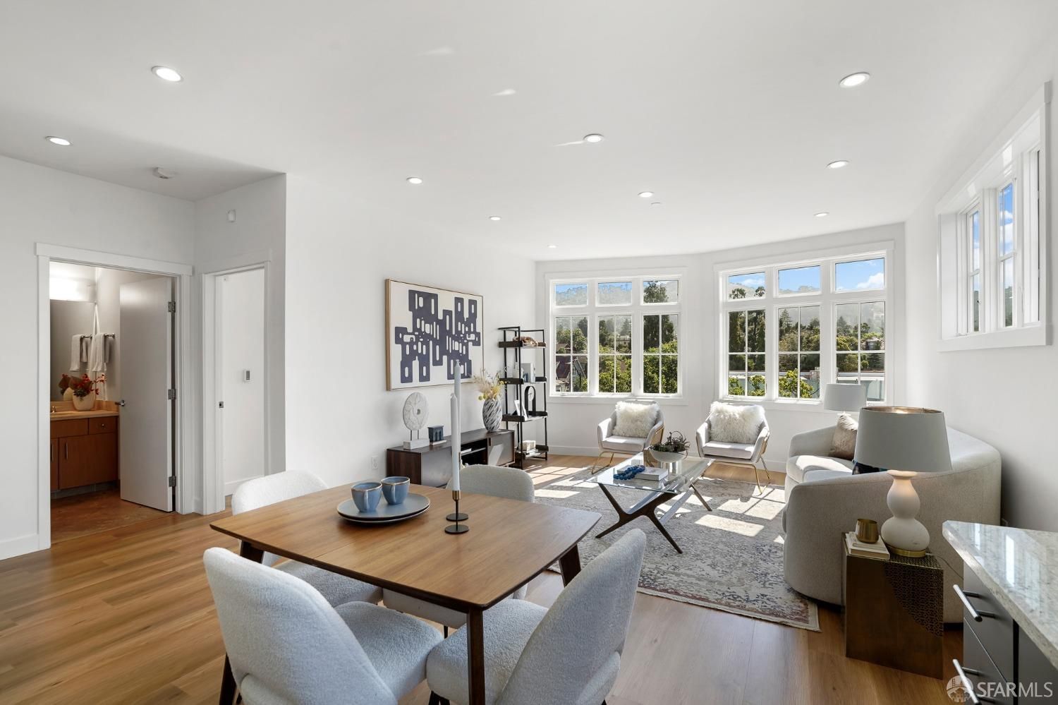 2628 Telegraph Ave #401