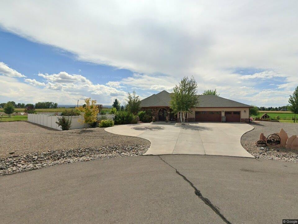 61542 Lynnellen Way
