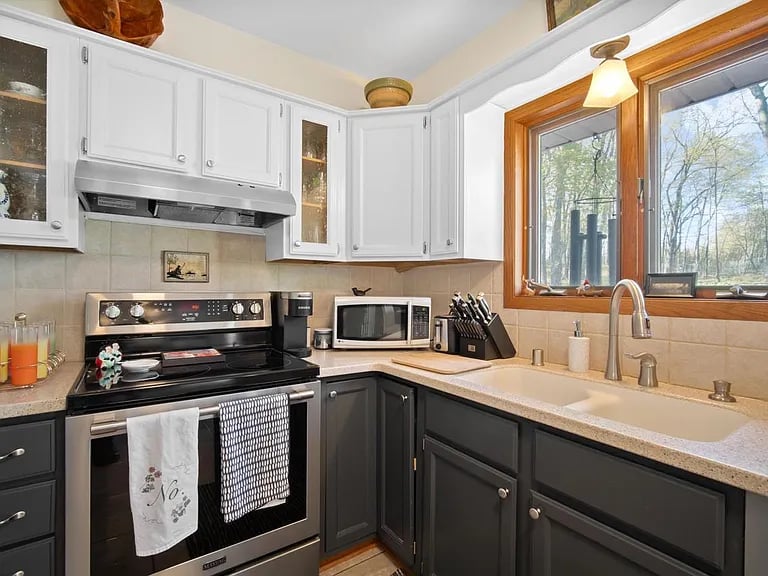 2120 Willowbrook Dr