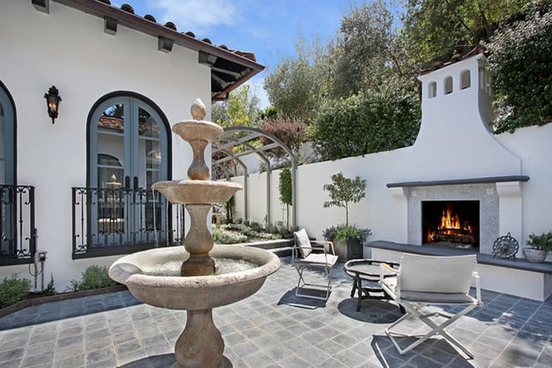 Oasis Aurora