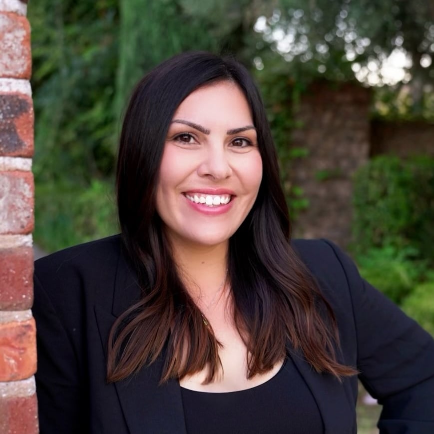 Ashley Roberts Fresno CA, Real Estate Agent Headshot