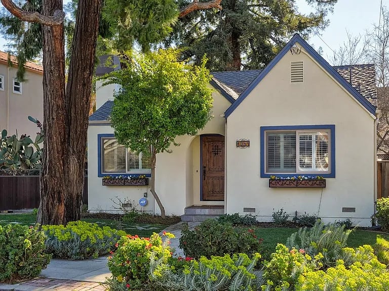 1054 Nevada Ave