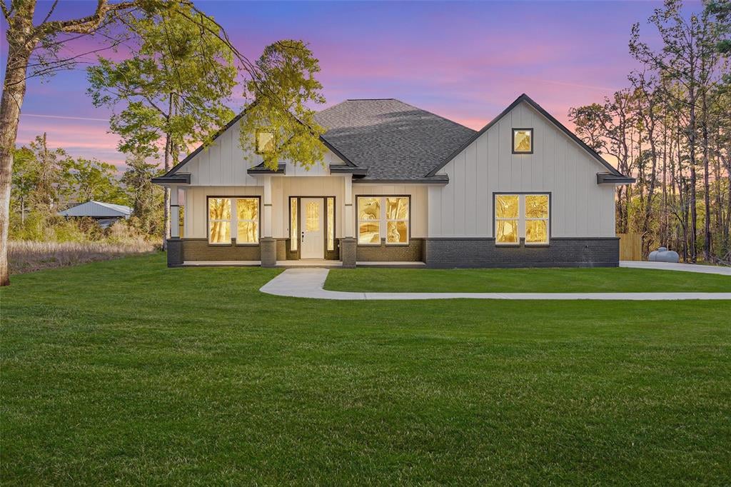 7115 Ramblewood Dr