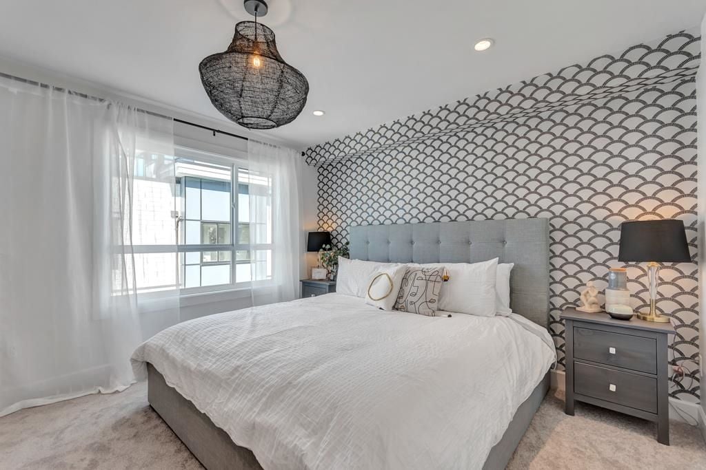 5476 Brydon Crescent, #4
