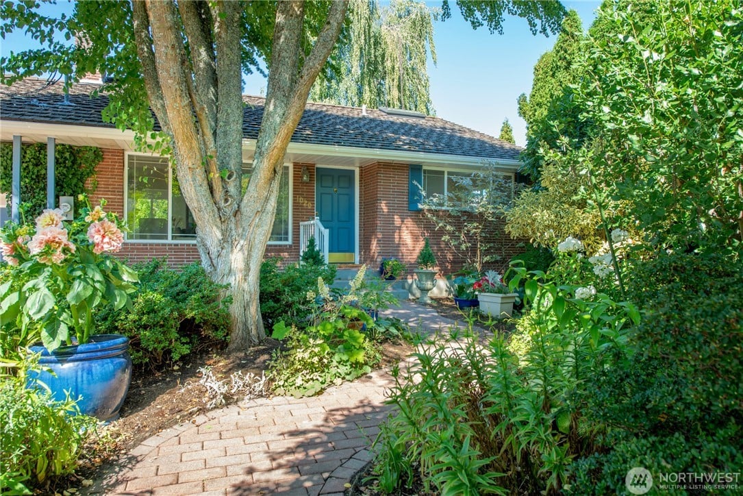 1020 NE 104th Street