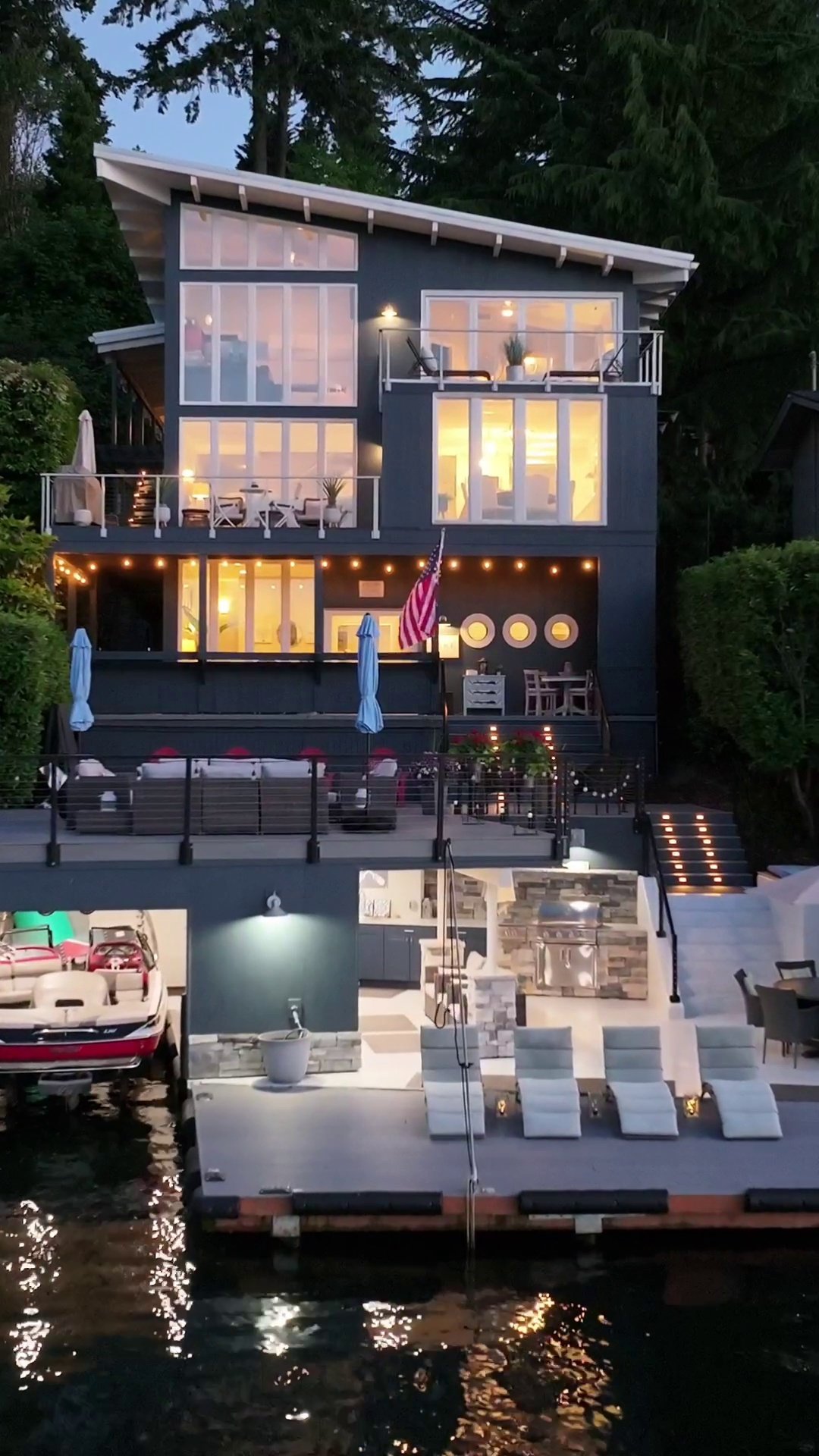 1551 LAKE FRONT RD, Lake Oswego, OR 97034