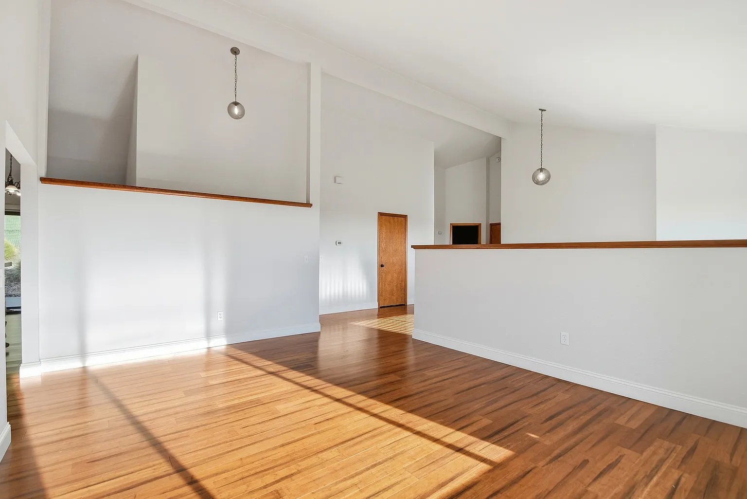 5827 La Cuesta Dr
