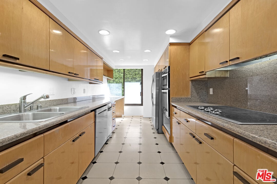 10590 Wilshire Blvd #307 and #2A