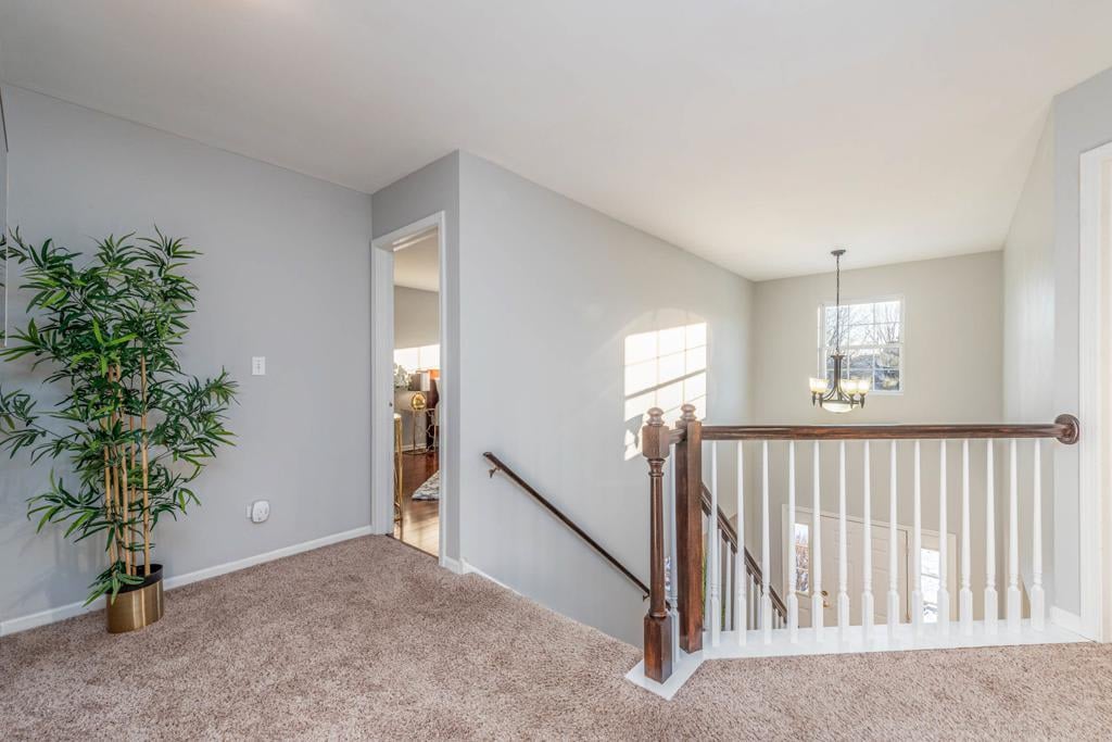 611 Woodbridge Dr 