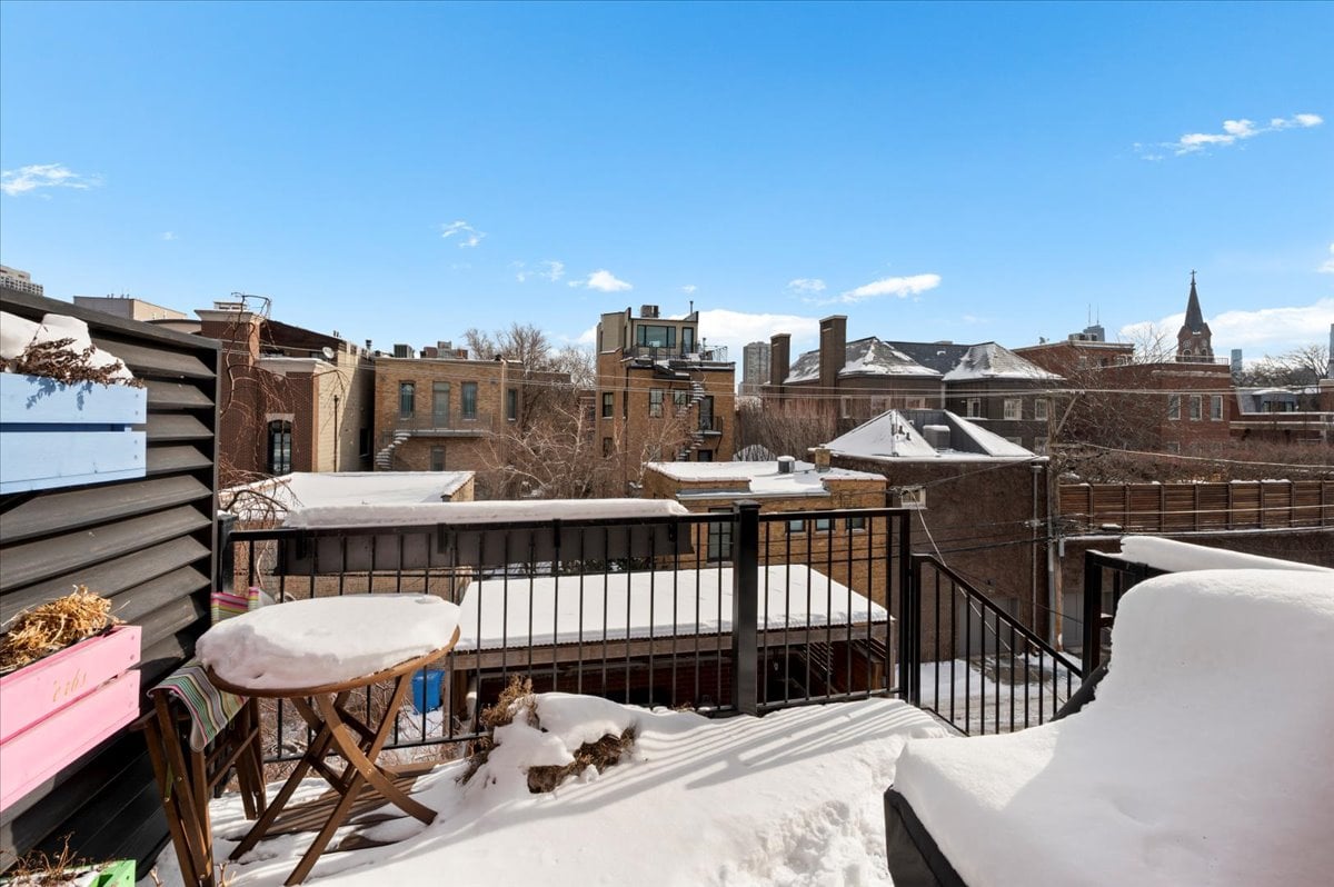 1821 N Larrabee Unit 2