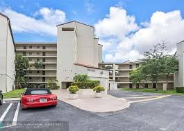 2314 Cypress Bend Dr #611