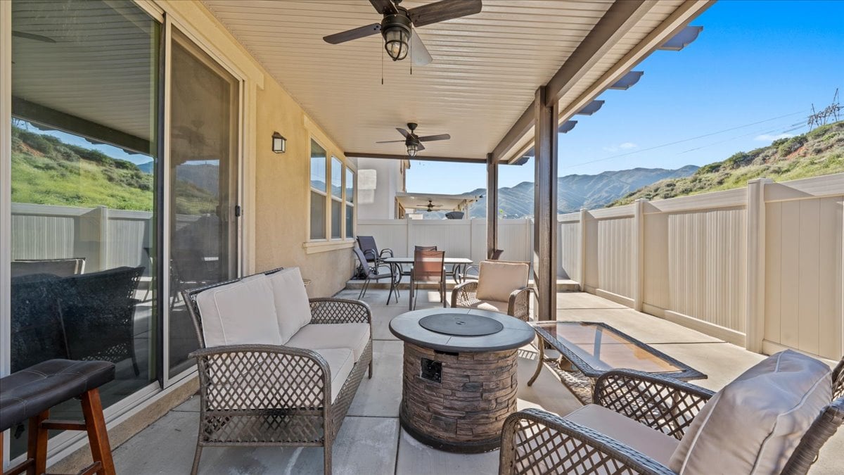 17114 Gray Pine Pl, San Bernardino, CA 92407