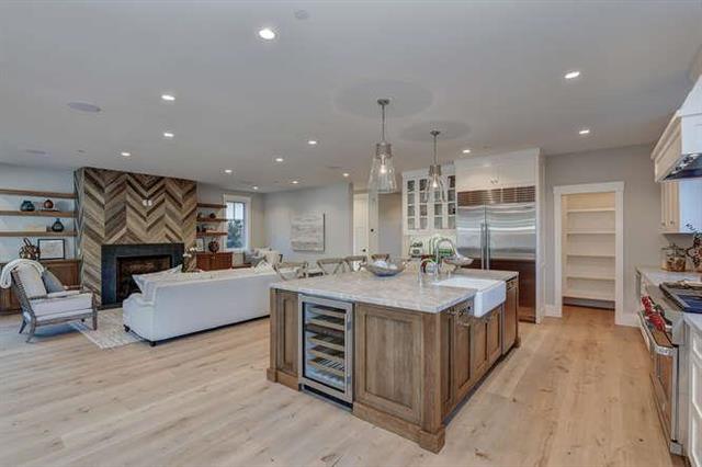 364 Bella Vista Ave